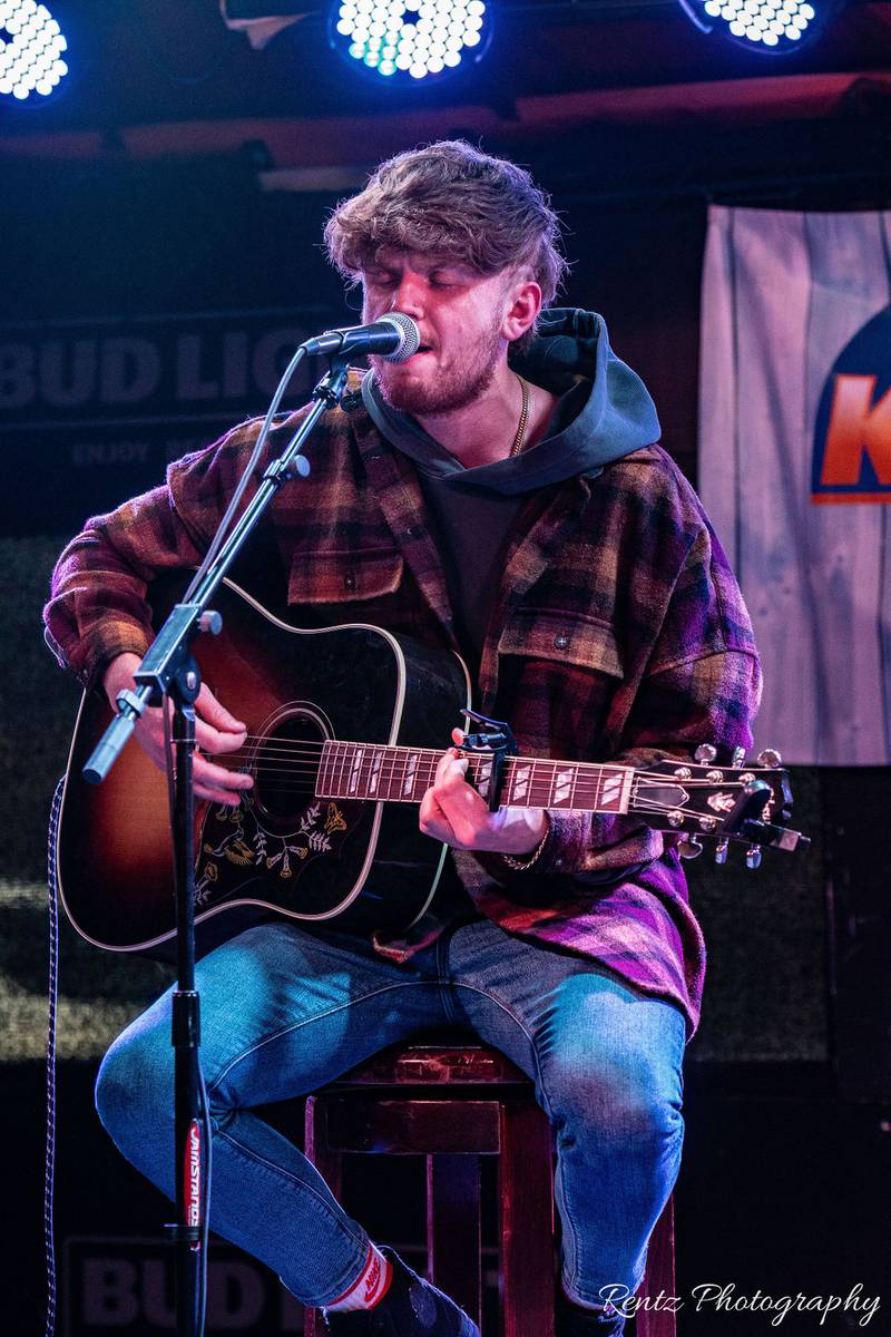Check out your photos with Jordan Harvey at W.O. Wrights on October 11th, 2022.