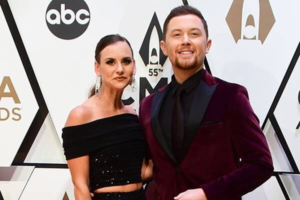 Scotty McCreery And Wife, Gabi, Reveal More Maternity Pictures