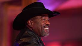 Darius Rucker loves how CMA Fest brings artists + fans together