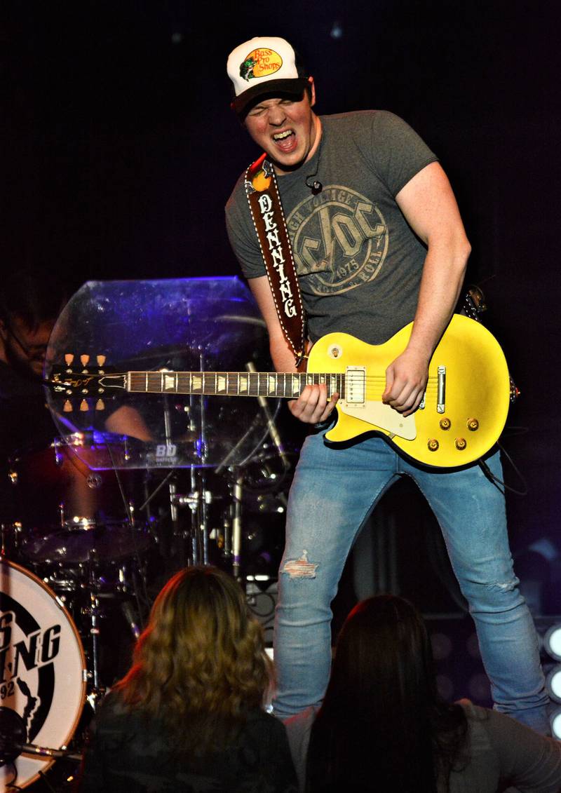 PHOTOS Dustin Lynch and Travis Denning perform at Hobart Arena K99.1FM